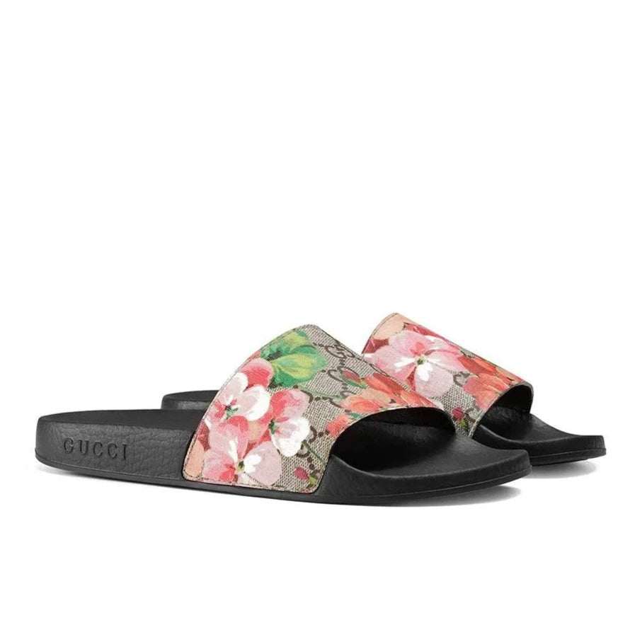 GUCCI BLOOMS SLIDES IN SUPREME FLORAL